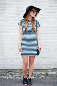 zara-striped-dress-t-shirt-dress-ootd-1